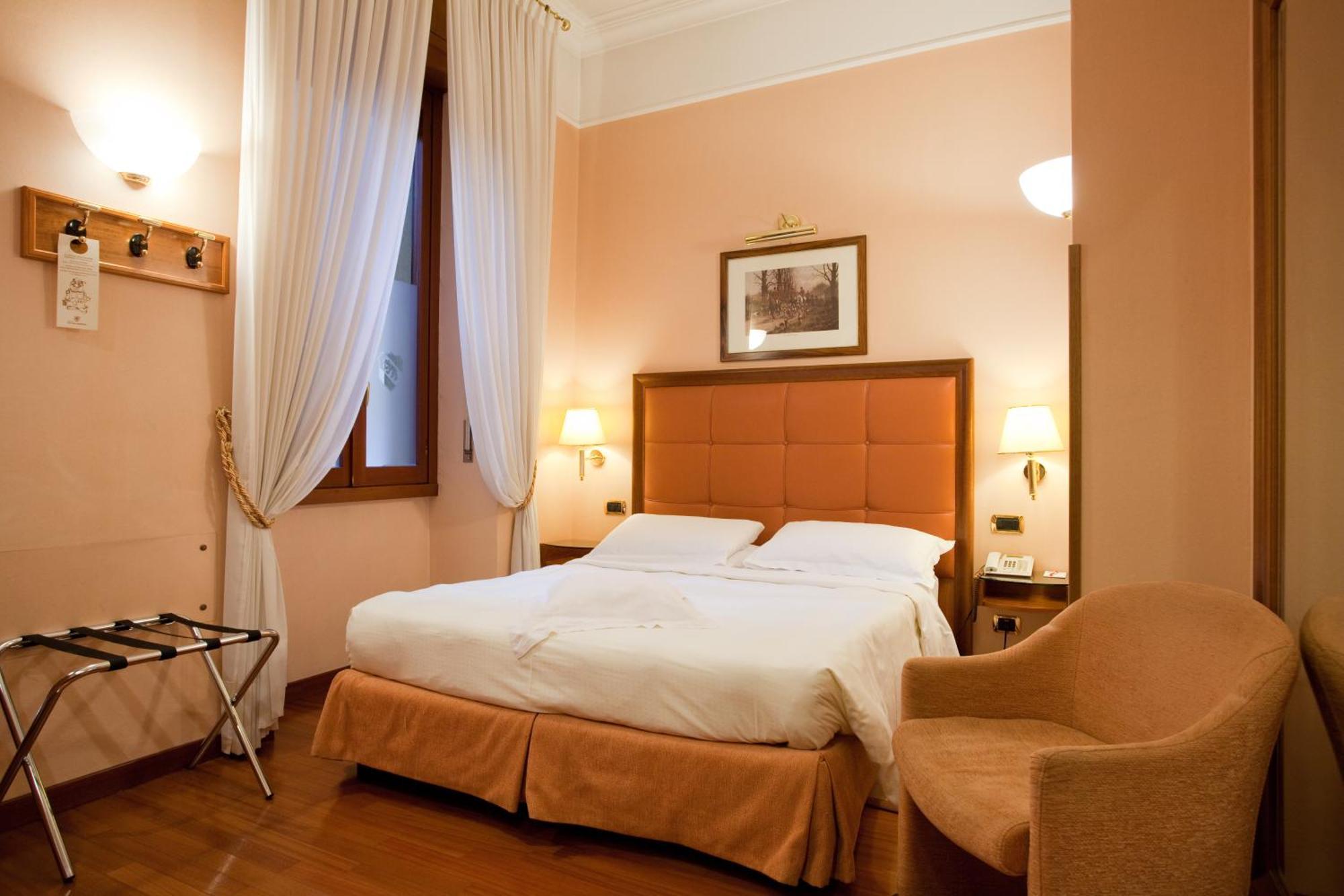 Hotel Berna Milano Phòng bức ảnh